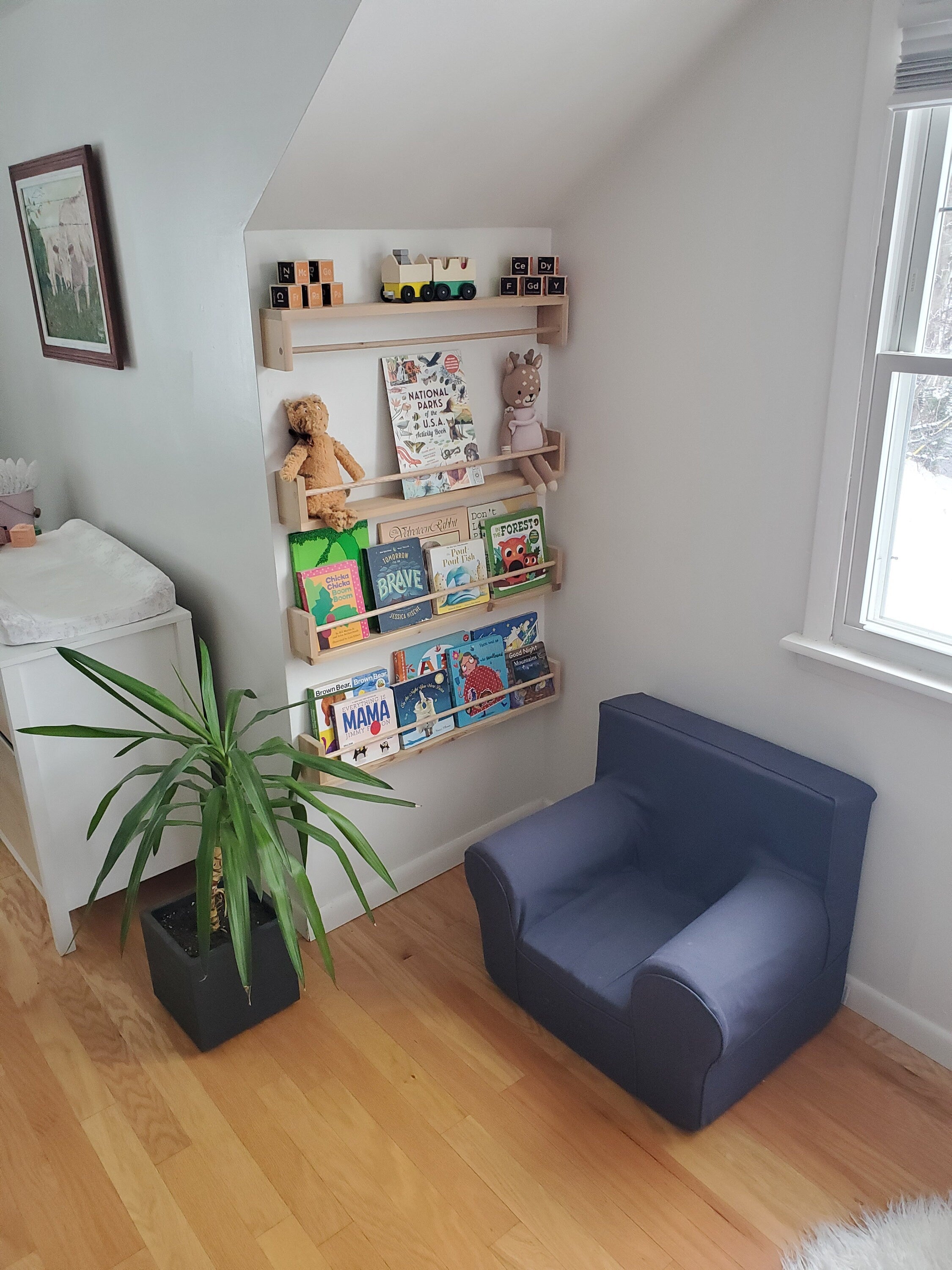 Shipping Included, Nursery Bookshelf Natural Cedar "Flip-able" Shelves(Custom Sizing Available) Small Space Shelf