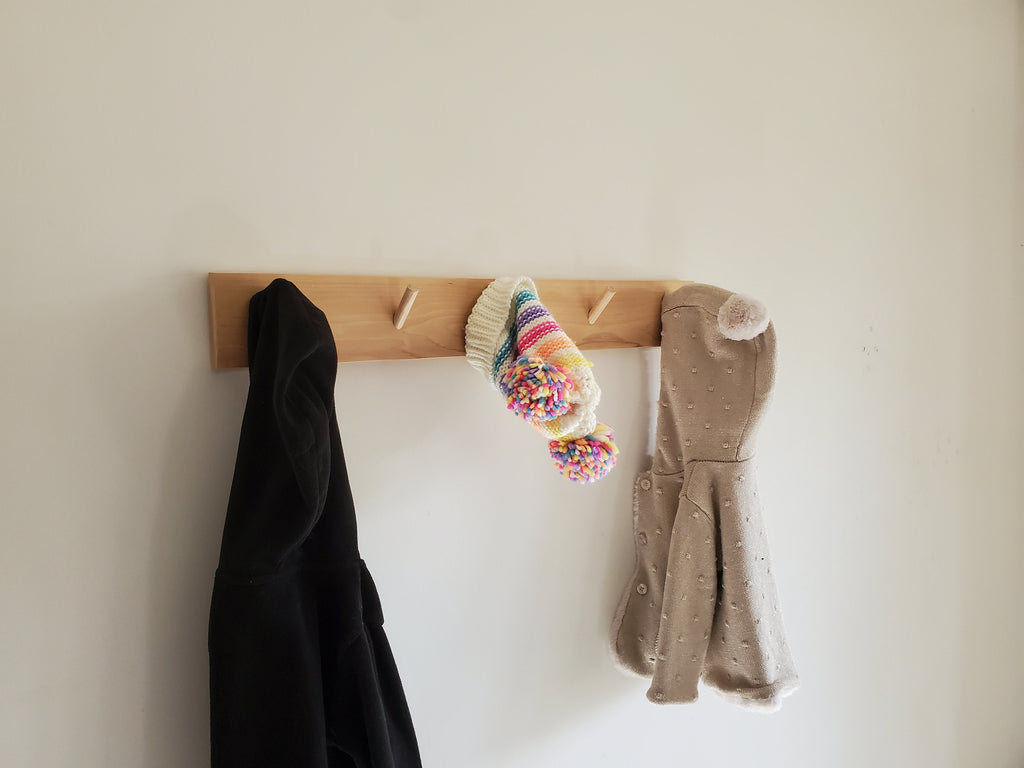 Shipping Included, 18" - 48" Nursery Angled Peg Rack Natural Cedar, Nursery Garment Rack, Wooden Nursery Peg Shelf, Entryway Coat Rack, Bathroom Towel Hanger