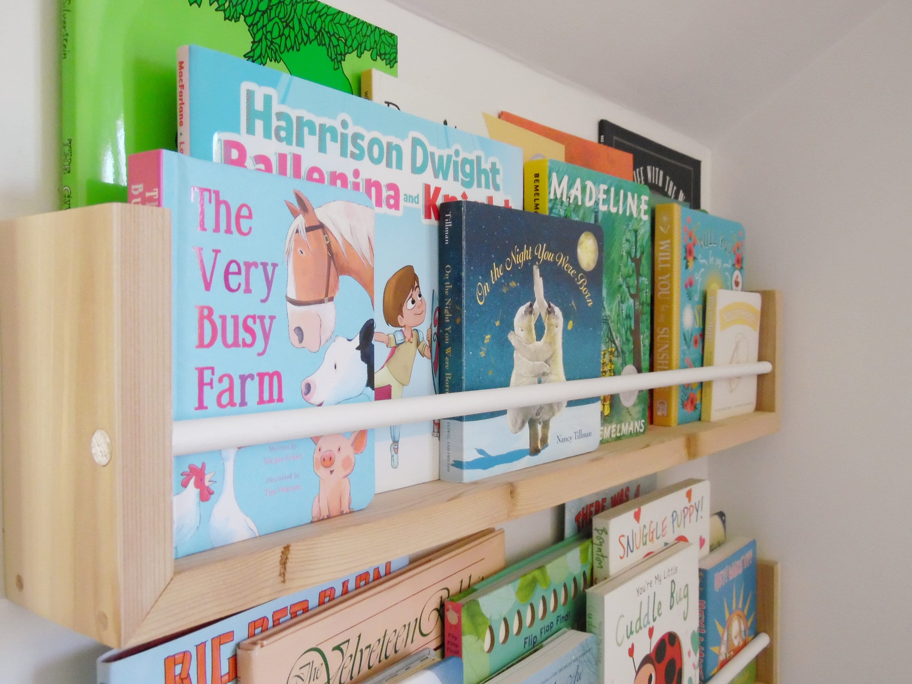 Shipping Included, Nursery Bookshelf Natural Cedar and White Bar (Custom Sizing Available) Small Space Shelf, Joinery