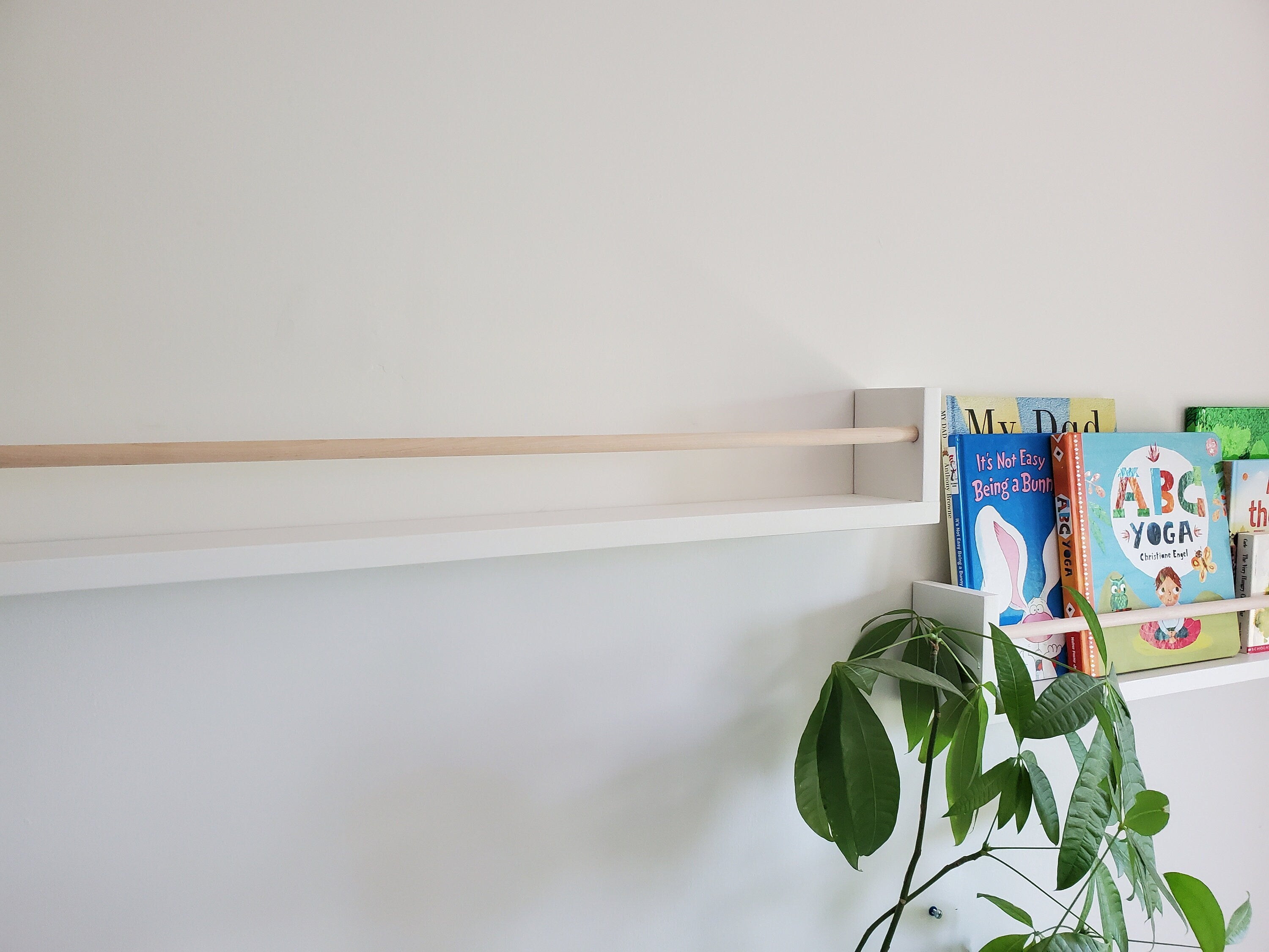 Shipping Included, White Nursery Bookshelves (Custom Painting Available), Nursery Shelves, Floating Shelves, Nursery Shelves, All White/White With Wooden Dowel