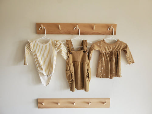 Shipping Included, 18" - 48" Nursery Angled Peg Rack Natural Cedar, Nursery Garment Rack, Wooden Nursery Peg Shelf, Entryway Coat Rack, Bathroom Towel Hanger